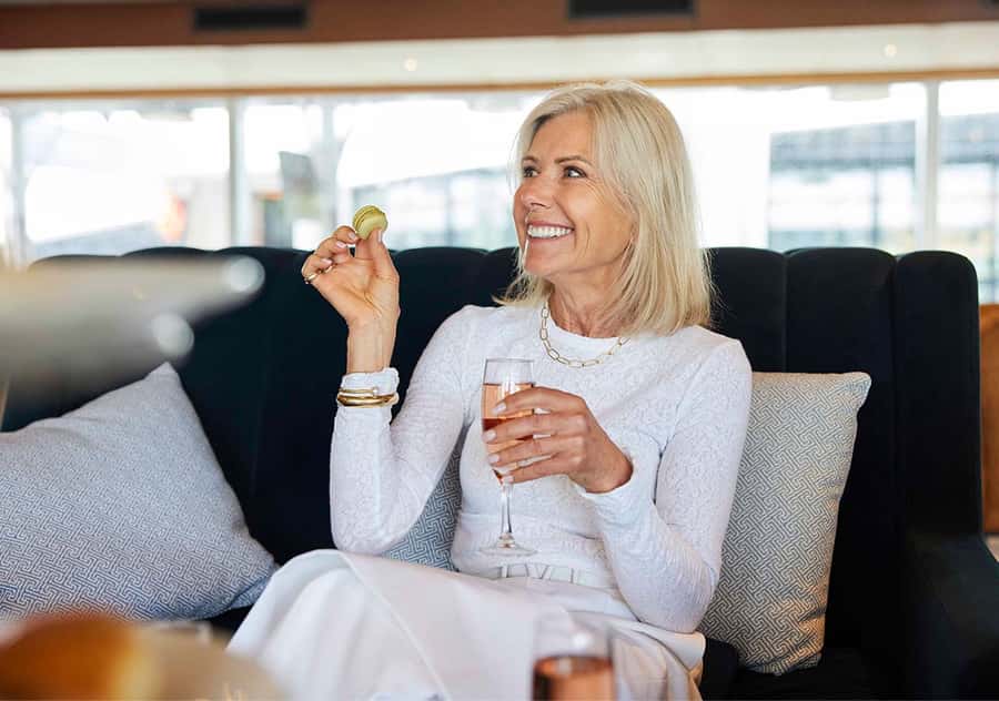 Sydney: Relaxing High Tea Cruise on Sydney Harbour - A gentle circuit around Sydney Harbour