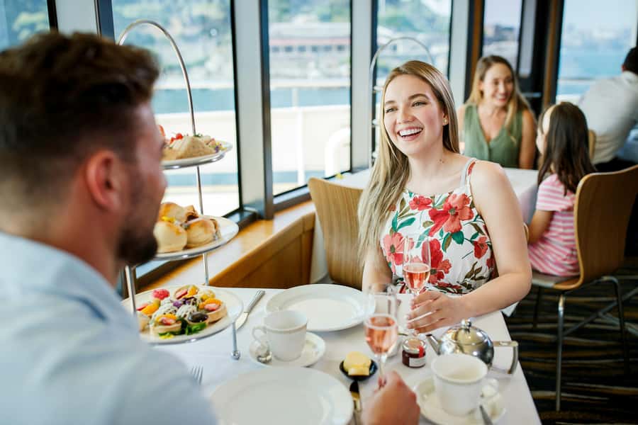 Sydney: Relaxing High Tea Cruise on Sydney Harbour - Tea, sparkling wine, and the bar