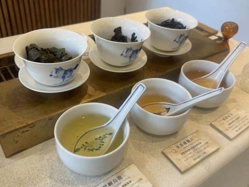 Taipei: Taiwan Traditional Breakfast & Market & Tea Tasting - Taiwanese Tea at the End of the Morning