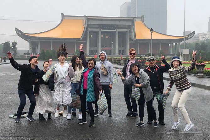 Taiwan Traditional Delicacies Experience, Xiao Long Bao, Chicken vermicelli with mushroom and sesame oil, Tofu strips salad, Bubble milk tea. - What you make: four dishes with different skills