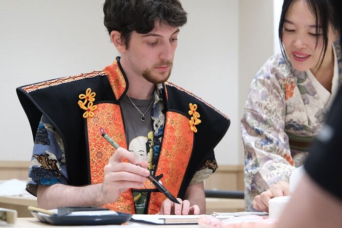 Tea and Calligraphy Session at a Table in Osaka - Who Will Get the Most From This Experience