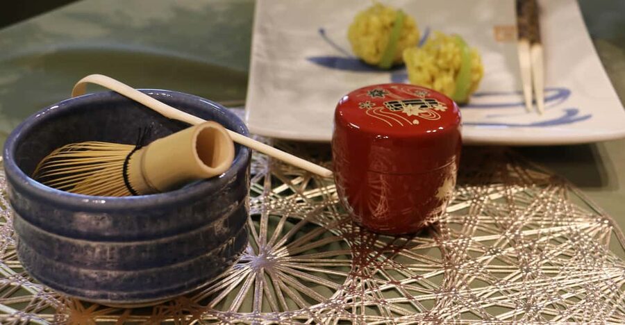 Tea Ceremony Experience near Atomic Bomb Dome - Finding Takaki from the tram stops