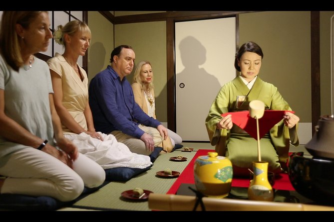 Tea Ceremony Workshop in Tokyo by the Experienced Instrucor - Sakura tea begins the workshop