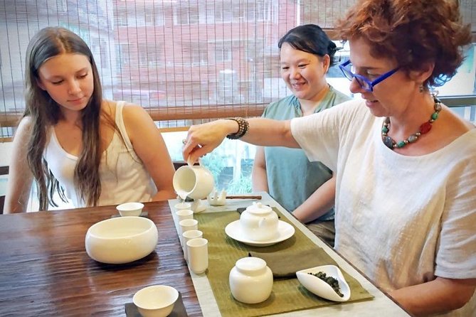 Tea of Taipei: Small-Group Tour with Taipei City Sightseeing - Who should book this tea tour