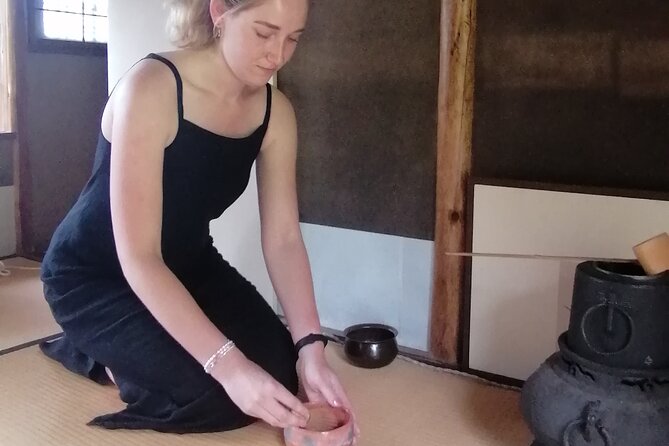 The Art of Mindful Living: Tea Ceremony in Kyoto - What happens during the one-hour session