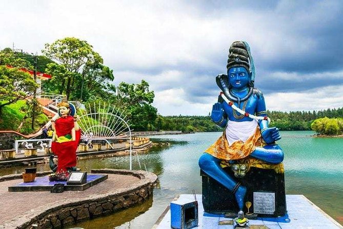 The Gorgeous South of Mauritius: Full-day tour incl Tea Factory & Crocodile park - Trou aux Cerfs gives you a volcanic beginning