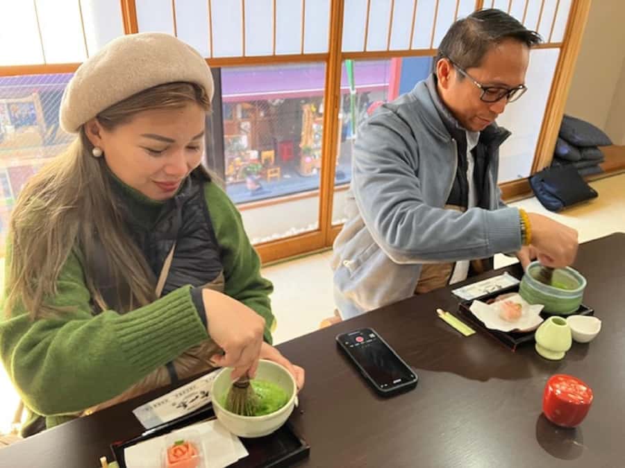Tokyo: Full-Day Tour w/Tea Experience,Buffet Lunch & Cruise - Imperial Palace Plaza: a scenic outside look