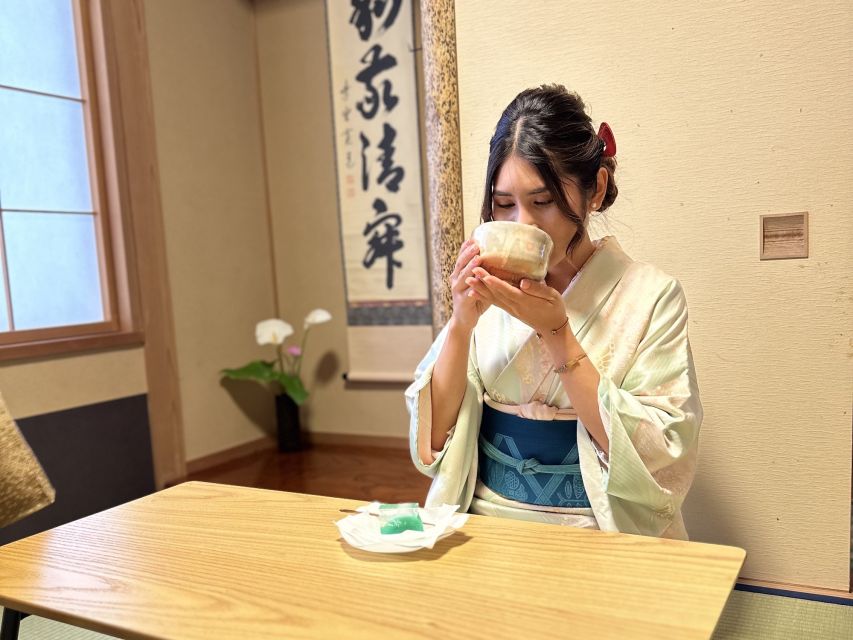 Tokyo:Genuine Tea Ceremony, Kimono Dressing, and Photography - Rain, comfort, and practical planning