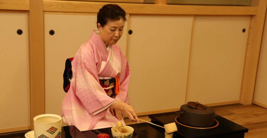 Tokyo: Practicing Zen with a Japanese Tea Ceremony - Matcha, Sweets, and the Taste of the Ritual