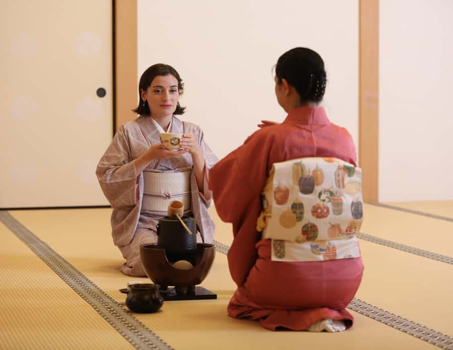 Tokyo: Private Japanese Traditional Tea Ceremony - Making matcha in a 24-mat tatami room