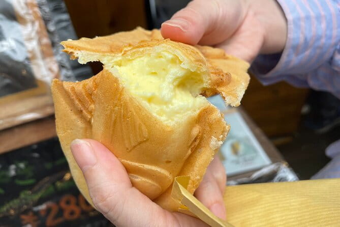 Tokyo Sweets Tour: Hidden Gems & Matcha at an Old Tea House - Ending with matcha on tatami mats