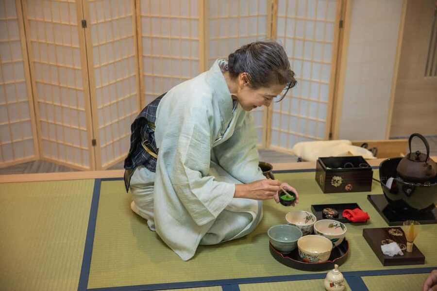 Tokyo: Tea Ceremony Experience in Asakusa - Booking flexibility and timing
