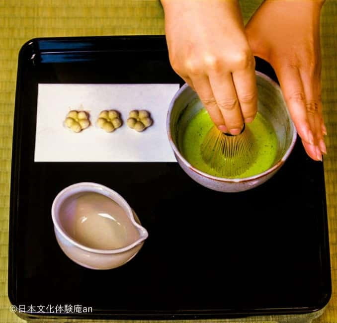 Tokyo: Tea Ceremony Experience - Making your own matcha