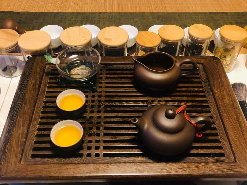 Traditional Chinese Tea Ceremony Experience - The opening ritual: warming the pot and meeting the leaves