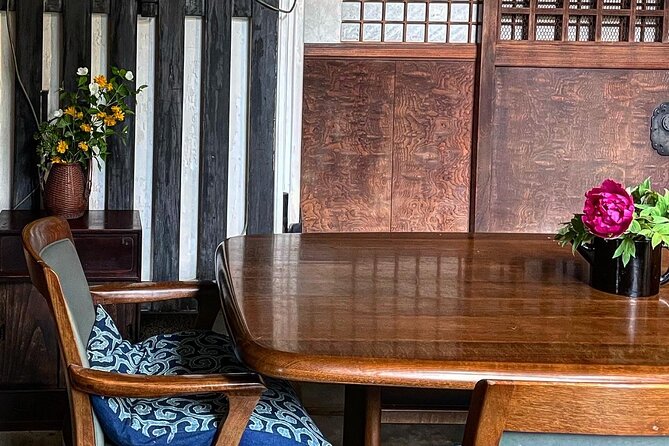 Traditional Japanese Tea Ceremony at Master's Private Tea Room - What the private format really offers