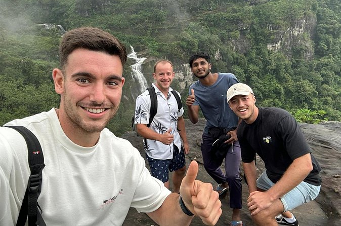 Tuk Tuk Nuwara Eliya Tea Falls Adventure - Which guide style suits this outing