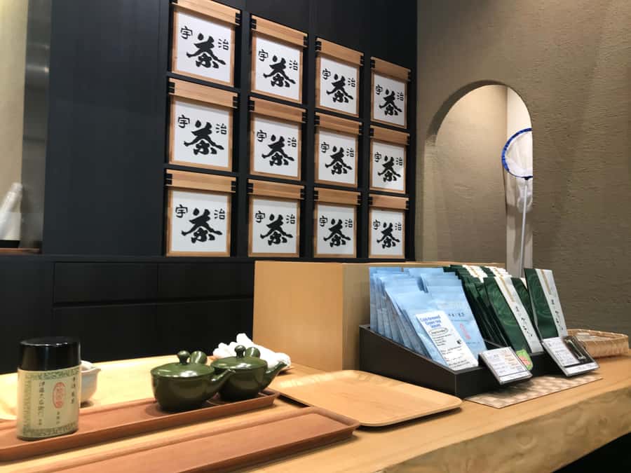 Uji: Green Tea Tour with Byodoin and Koshoji Temple Visits - Key points to know before booking