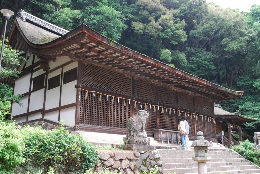 Uji: UNESCO Heritage & Tea Ceremony Walking Tour - Uji Shrine and Ujigami Shrine
