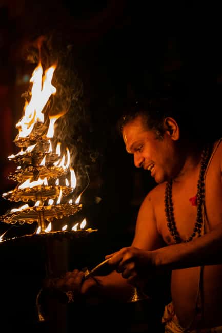 Varanasi: Sunrise Boat Ride with Masala Tea - Arti Ceremony - The Ganges boat ride and its wide city view