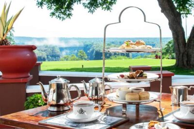 Victoria Falls Guided Tour with High Tea