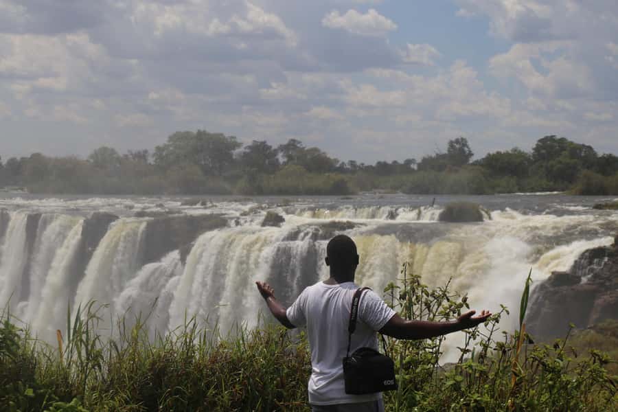 Victoria Falls Guided Tour with High Tea - A 4.5-hour plan, with one timing detail to confirm