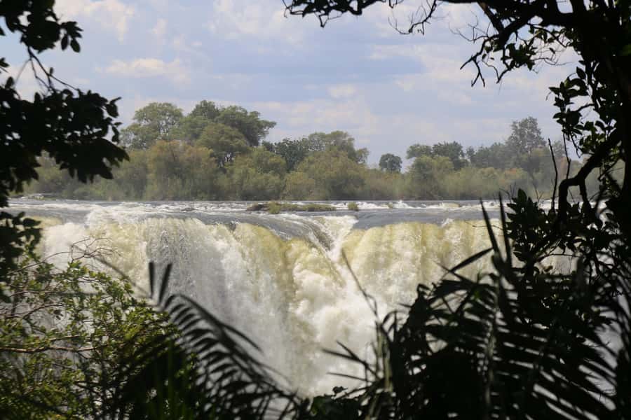 Victoria Falls Guided Tour with High Tea - Who will enjoy this Victoria Falls combination?