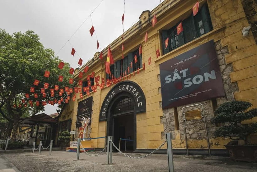 Vietnam Tea Tasting - Giang Egg Coffee & Train Street Visit - Timing, meeting points, and what to bring