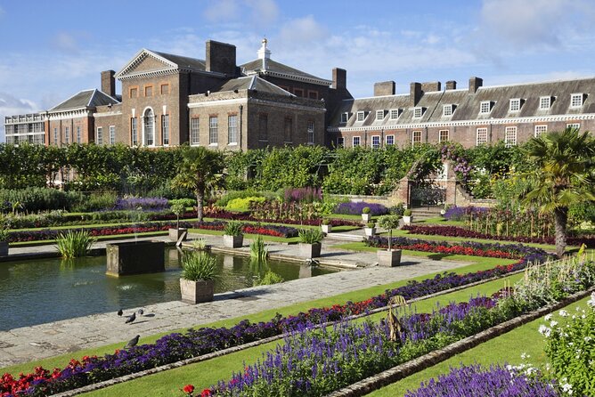 VIP Kensington Palace Gardens Tour & Royal Tea Crown Experience - Choosing the Kensington Palace entrance upgrade