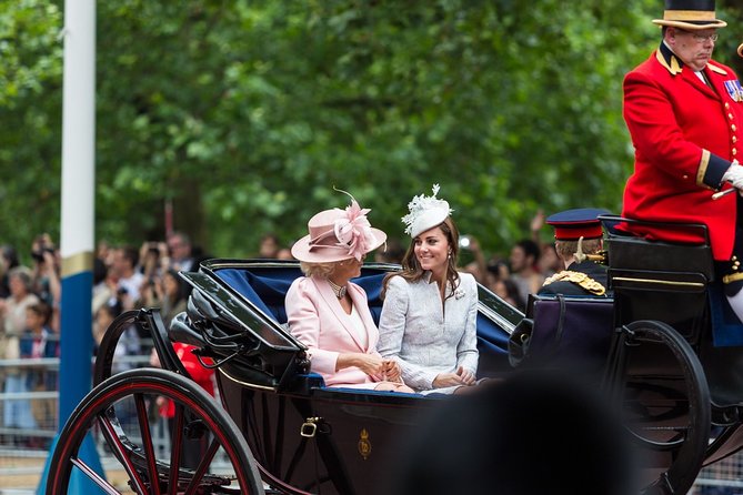 VIP Kensington Palace Gardens Tour & Royal Tea Crown Experience - The guides are central to the experience