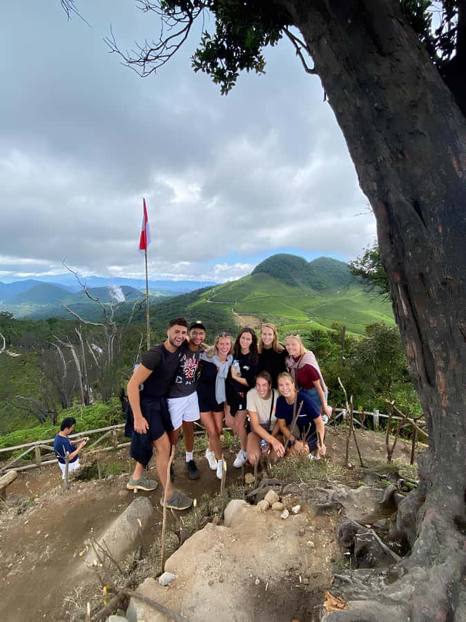 Volcano, Hot Spring, Mud Bath & Tea plantation all included - Lunch and Lake Time at Glamping Lakeside