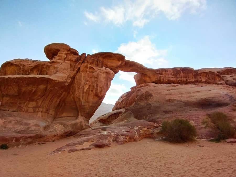 Wadi Rum: 2-Hour Jeep Tour with Bedouin Tea - Key points to know before booking