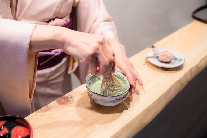 Zen Garden Making and Matcha Tasting in Handmade Pottery Shop - Inside the old Kyoto machiya